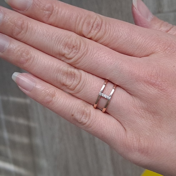 NWT Kendra Scott Waylon ring - Picture 13 of 16